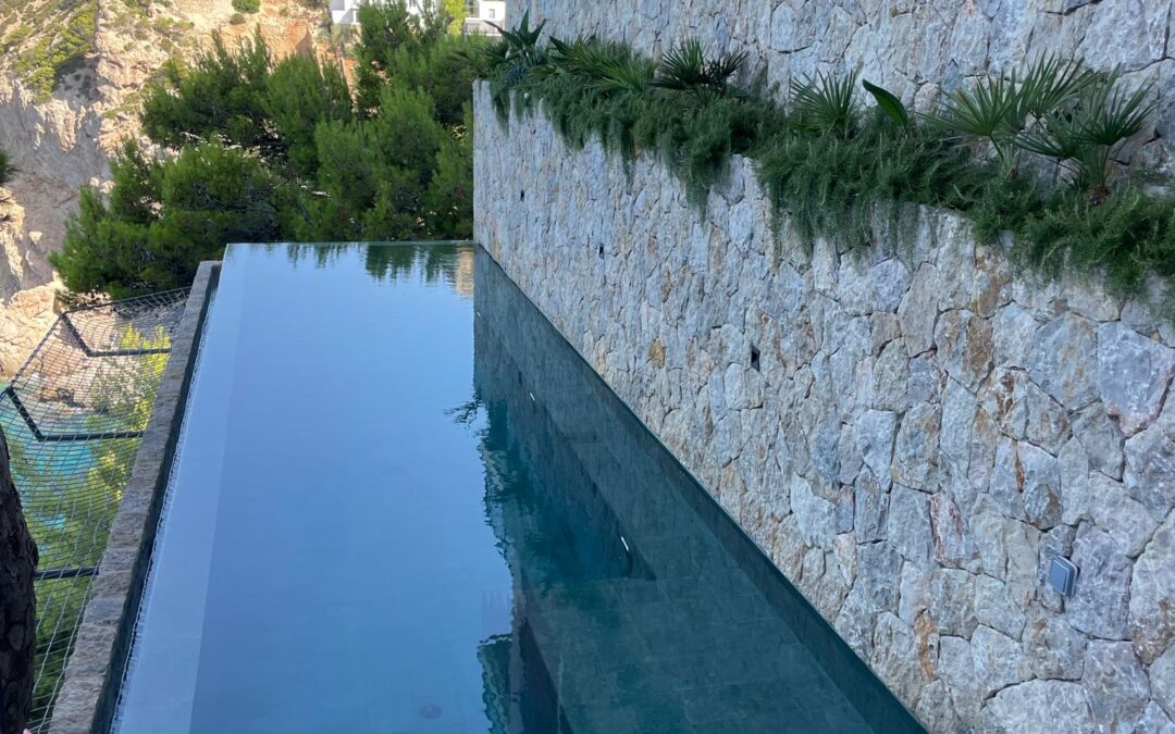 PISCINA PARTICULAR